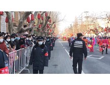 正月十五鬧元宵 警保聯(lián)控顯神威——煙臺(tái)通元保安助力福山區(qū)大型民俗表演活動(dòng)